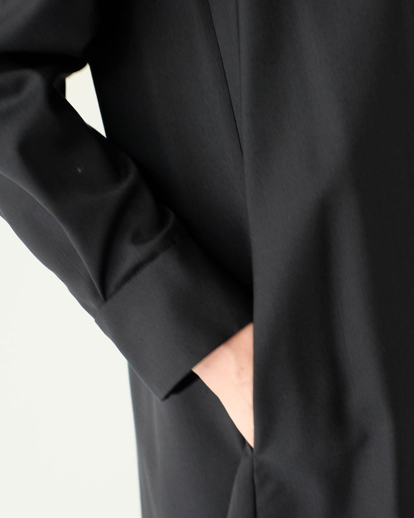 Black / ポケット