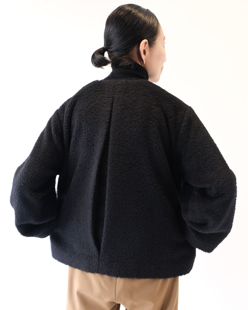 黒アルパカシャギー(後ろタック)