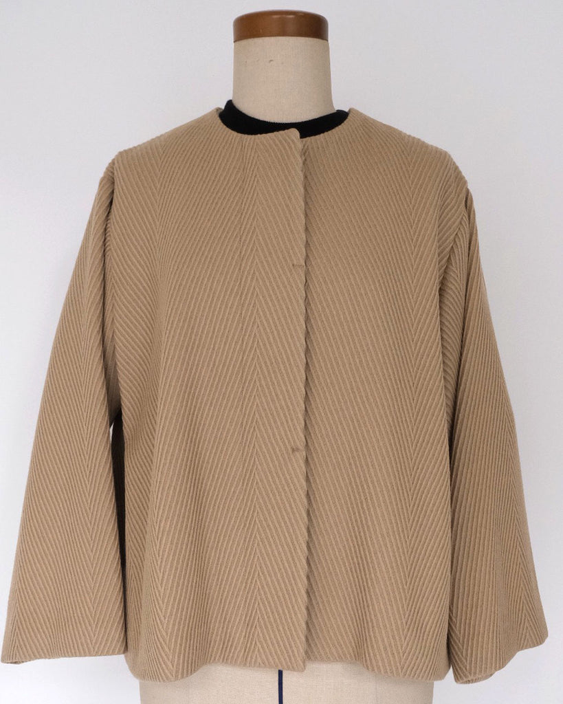 ベージュヘリンボーン