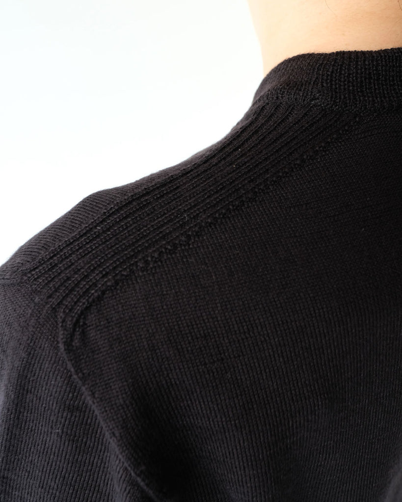 ブラック(肩のリブ部分)