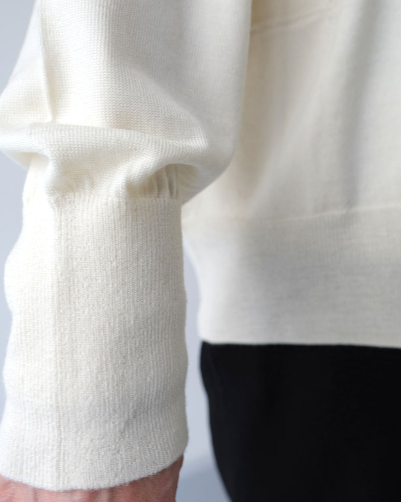 オフホワイト(袖口リブ)