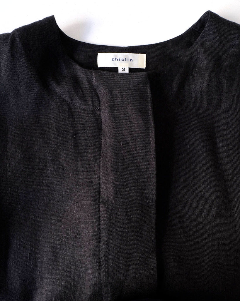 Black(リネン)/前身頃