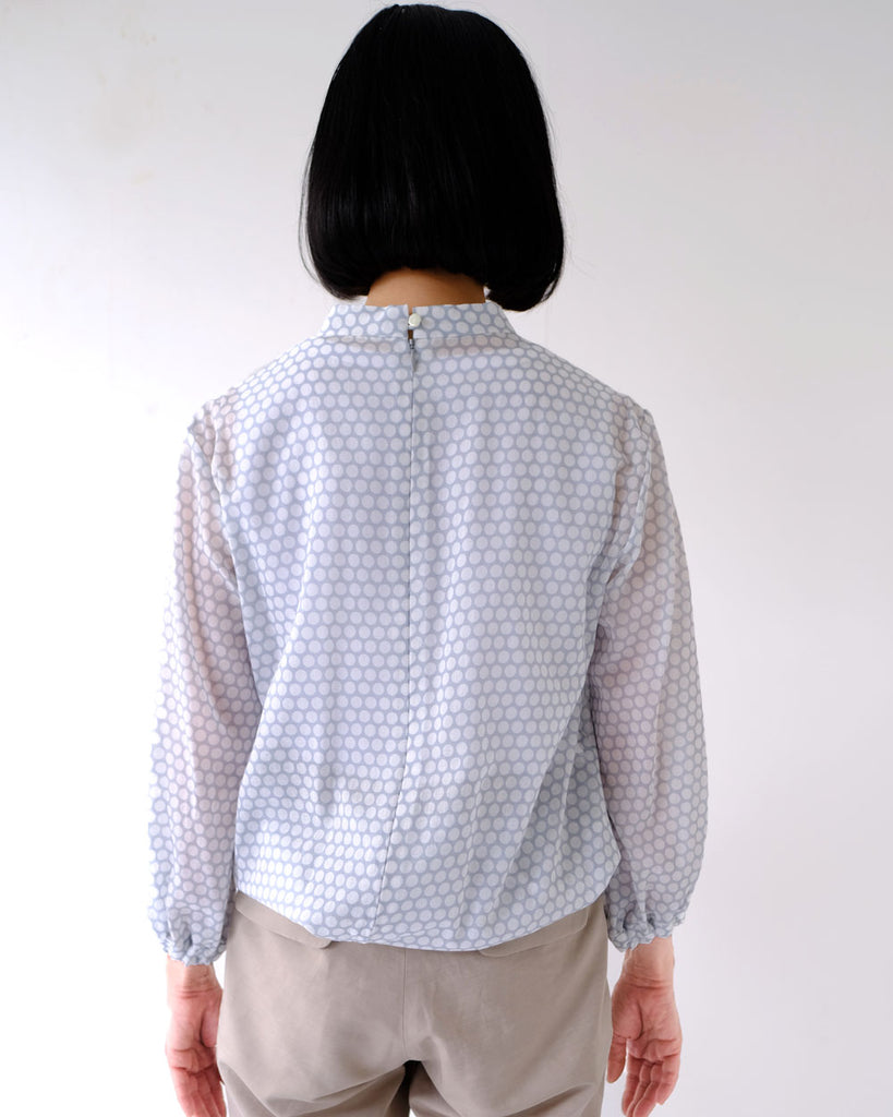 ライトグレイポルカドット(コットンシフォン)