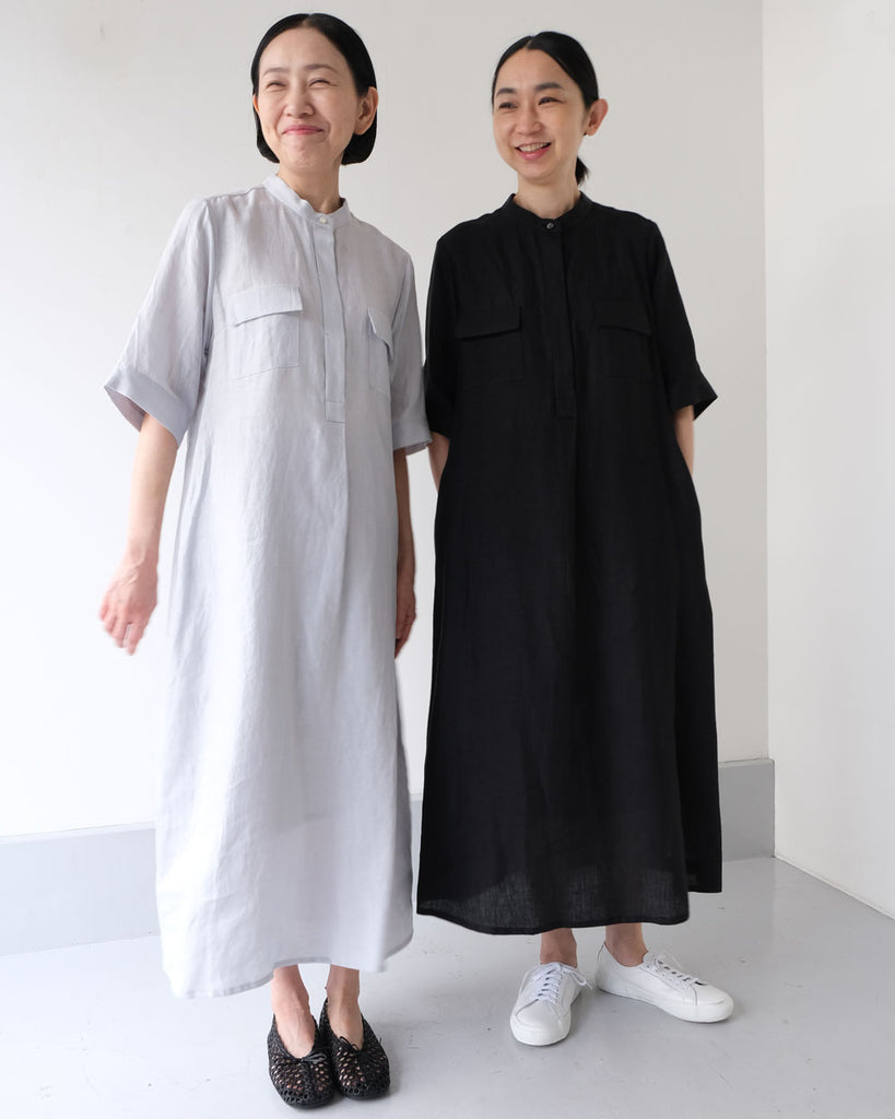 左/アイスグレイ、右/黒