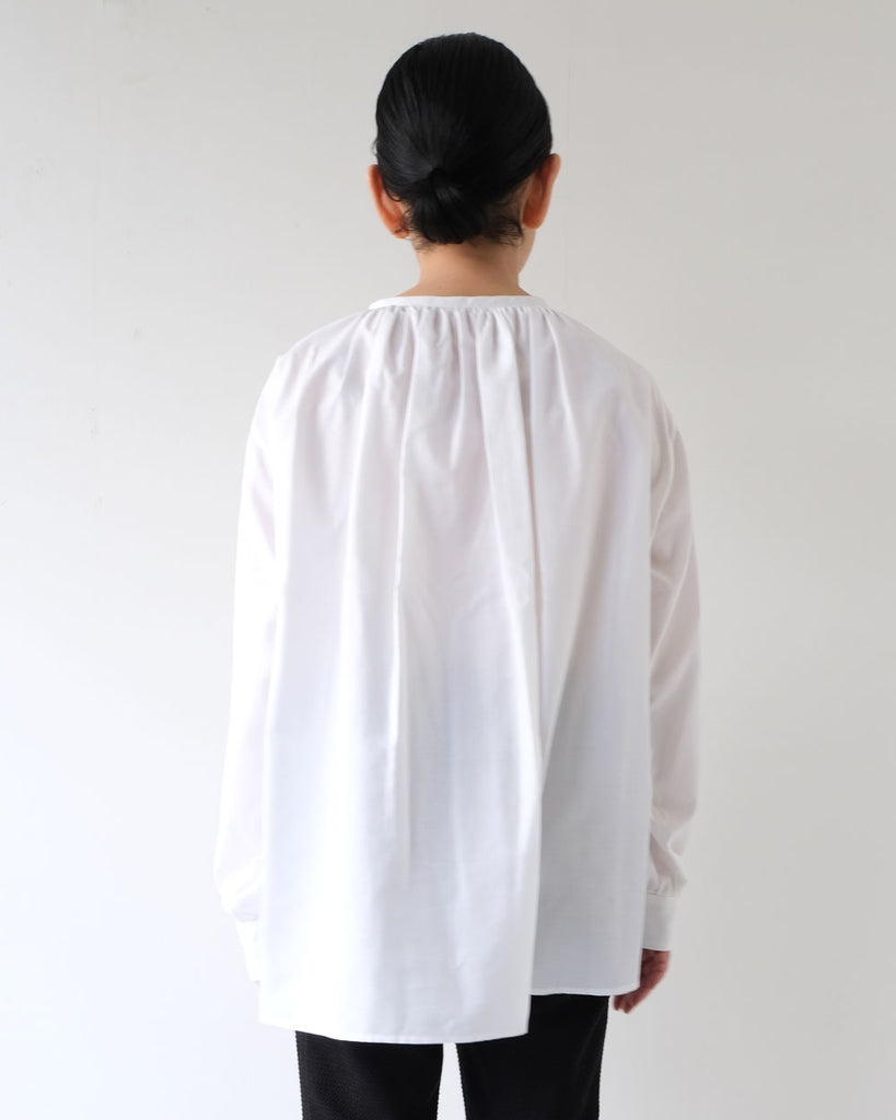 オフホワイト(後ろ)