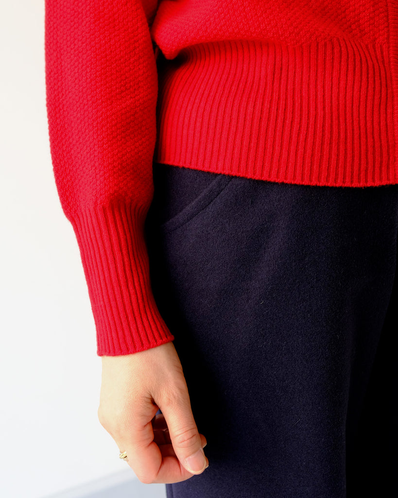 赤 *袖リブ、裾リブ