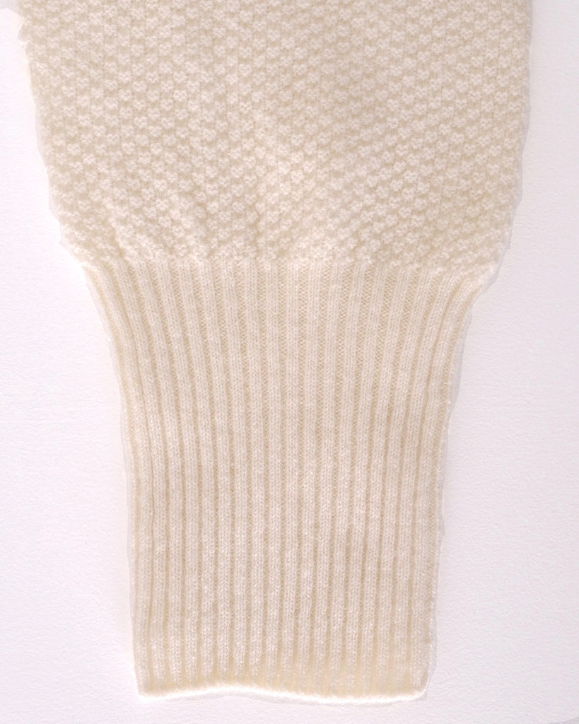 オフホワイト /袖口リブ