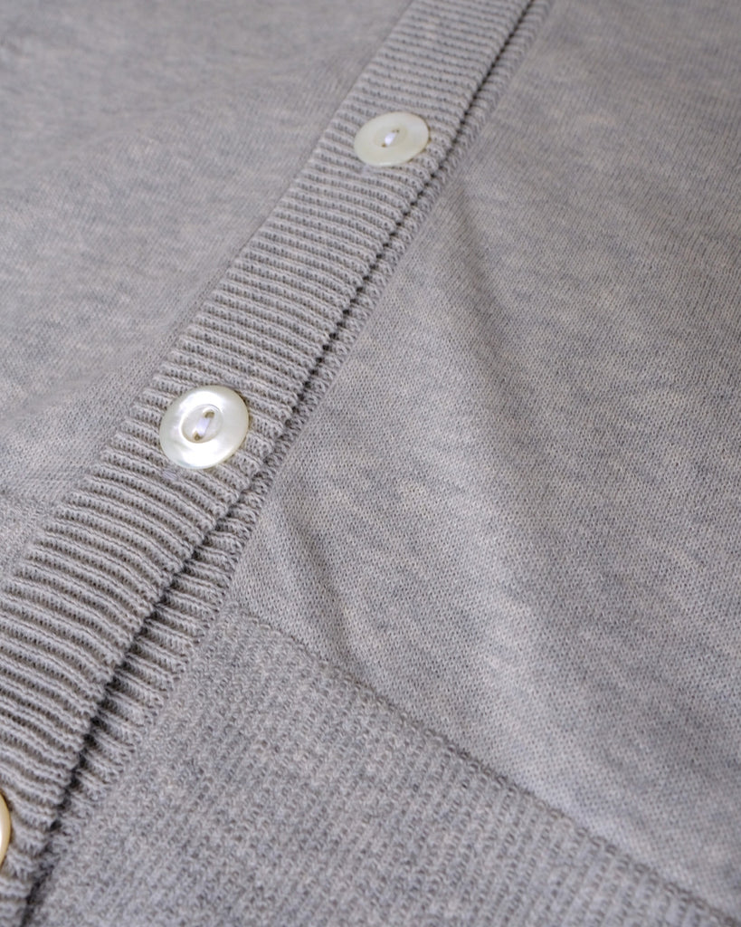 ライトグレイ *釦/貝釦(高瀬色)