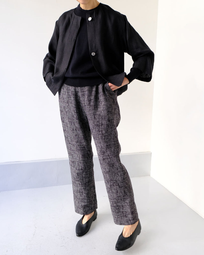 Black(リネンツイル) *ニット/ラグランニット(黒)ボトムス/ペンシルパンツ(サマーツィード)