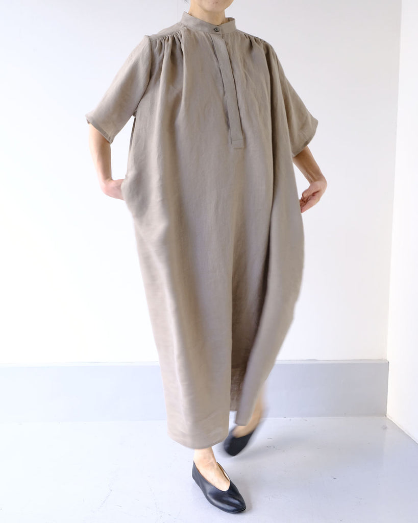 カーキ(リネンツイル)