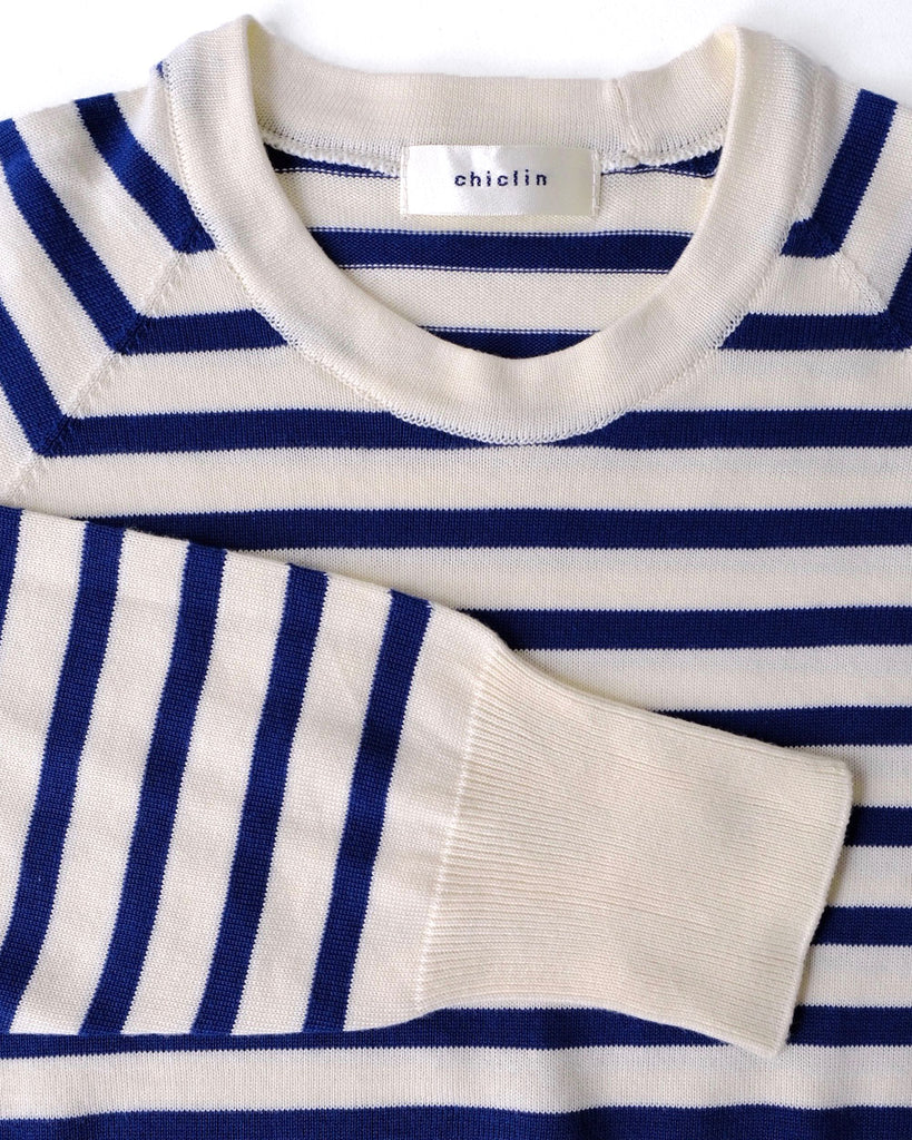 オフ×ネイビーボーダー