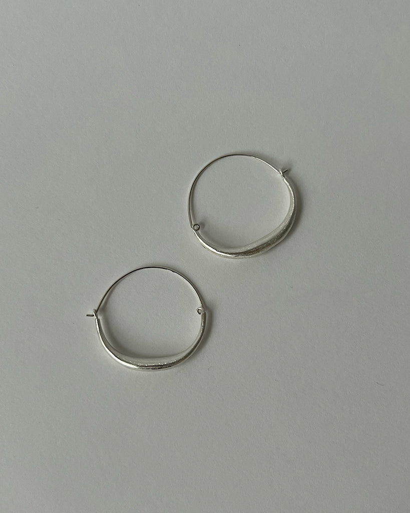 atelier ess CRESCENT フープ シルバー no.13