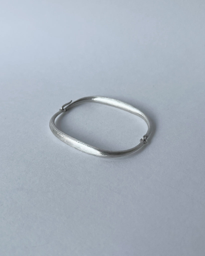 atelier ess CRESCENT ブレスレット シルバー