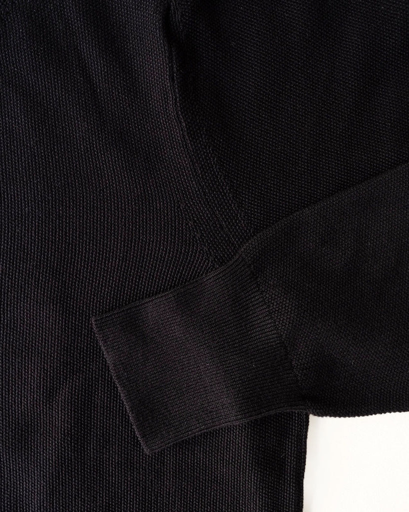 ブラック　袖リブ