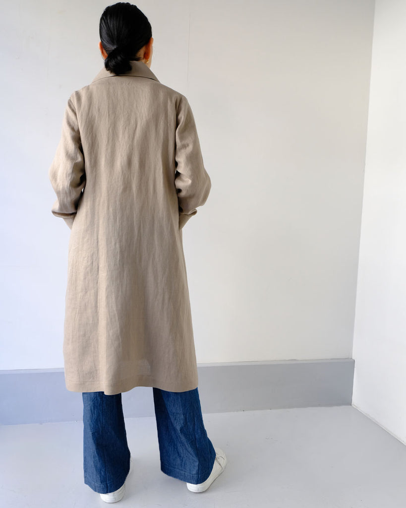 カーキ（リネンツイル）*ボトムス／イージーベイカーパンツ（インディゴ）