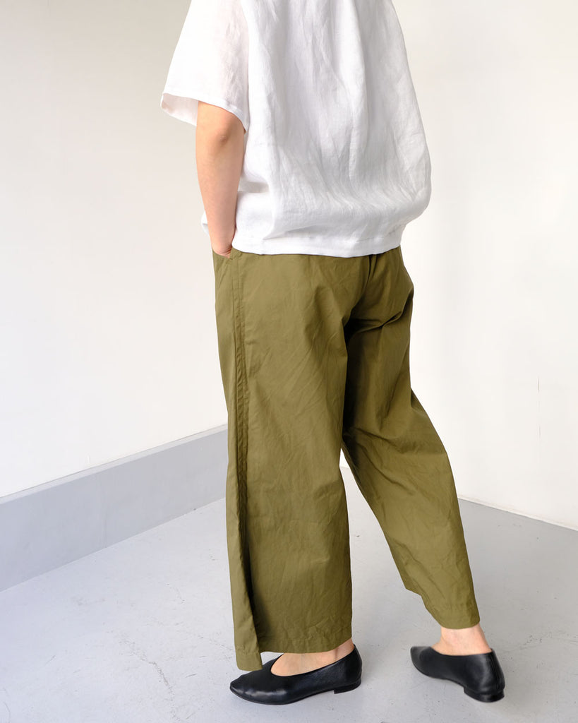 Khaki（コットン）　*トップス／リネン半袖ブラウス