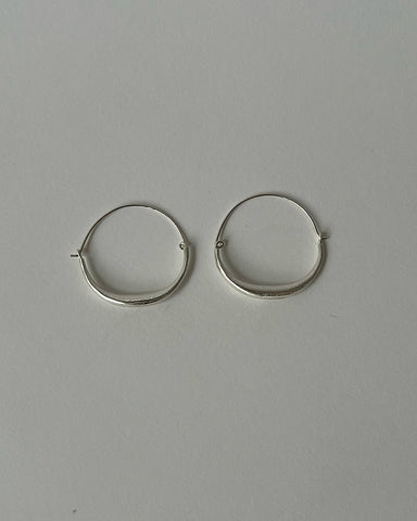 atelier ess CRESCENT フープ　シルバー no.13