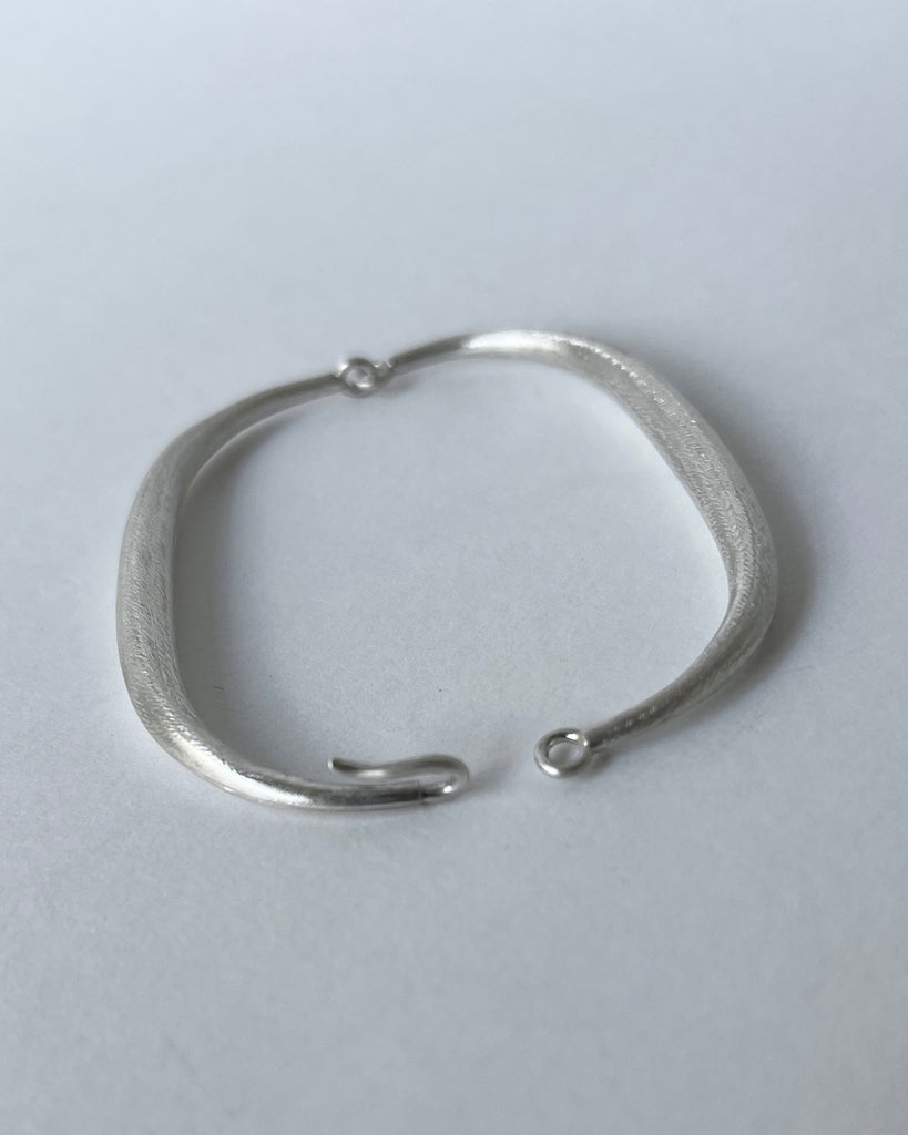 atelier ess CRESCENT ブレスレット シルバー
