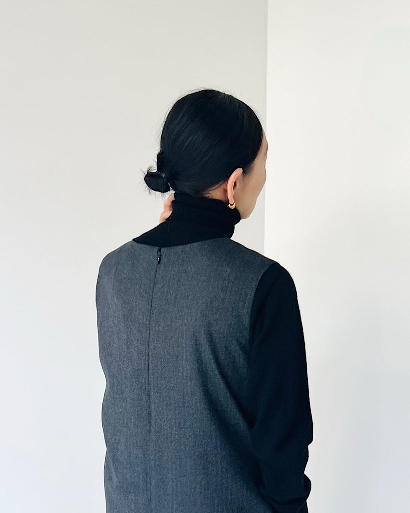 atelier ess SMALL CRESCENT ピアスゴールドカラー